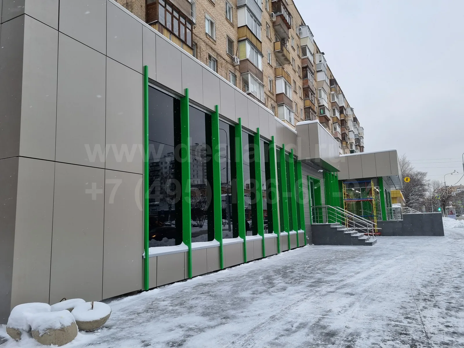 Вентилируемый фасад из композитных панелей